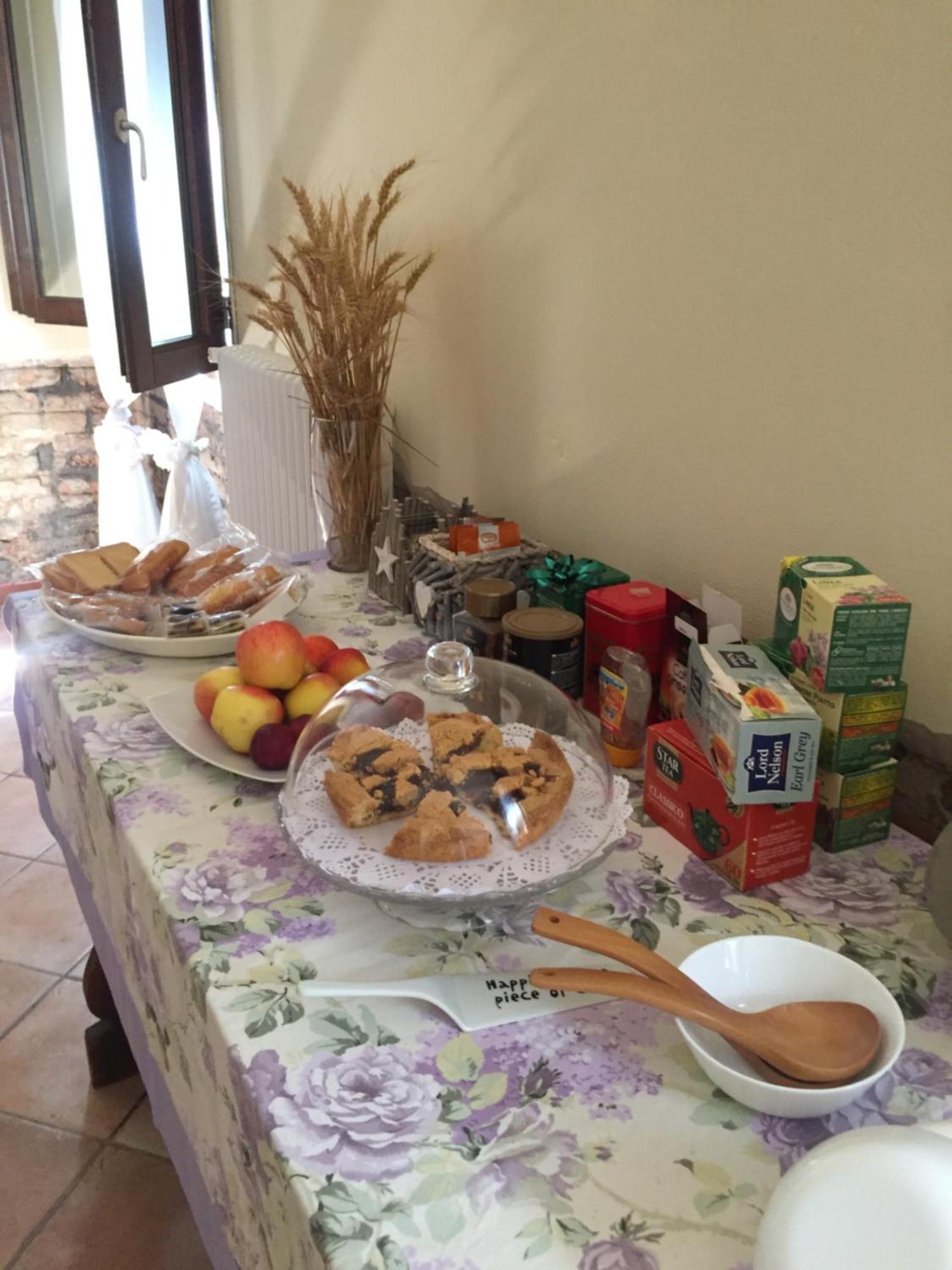 B&B Happiness In The Country Brescello Luaran gambar