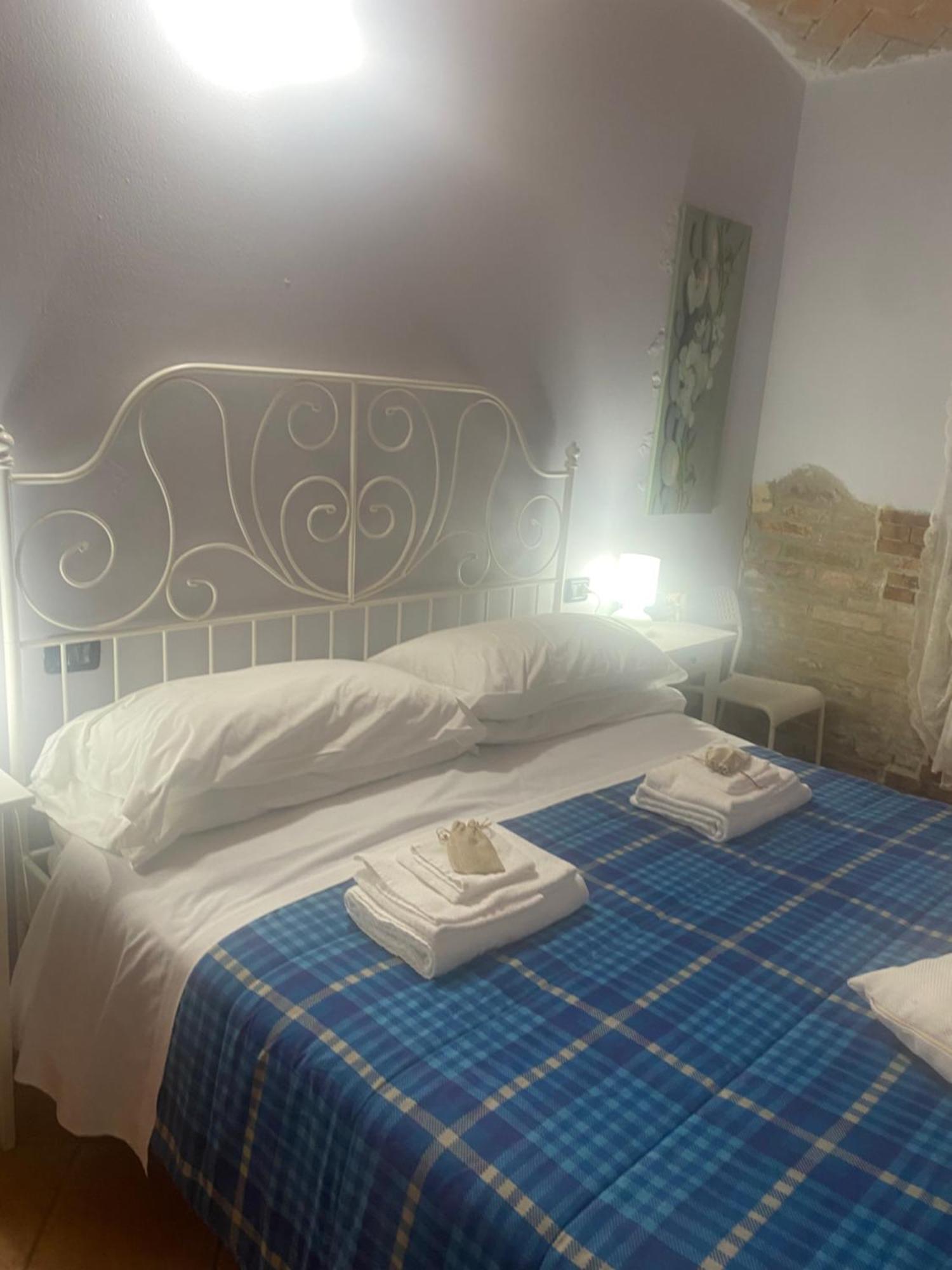 B&B Happiness In The Country Brescello Luaran gambar